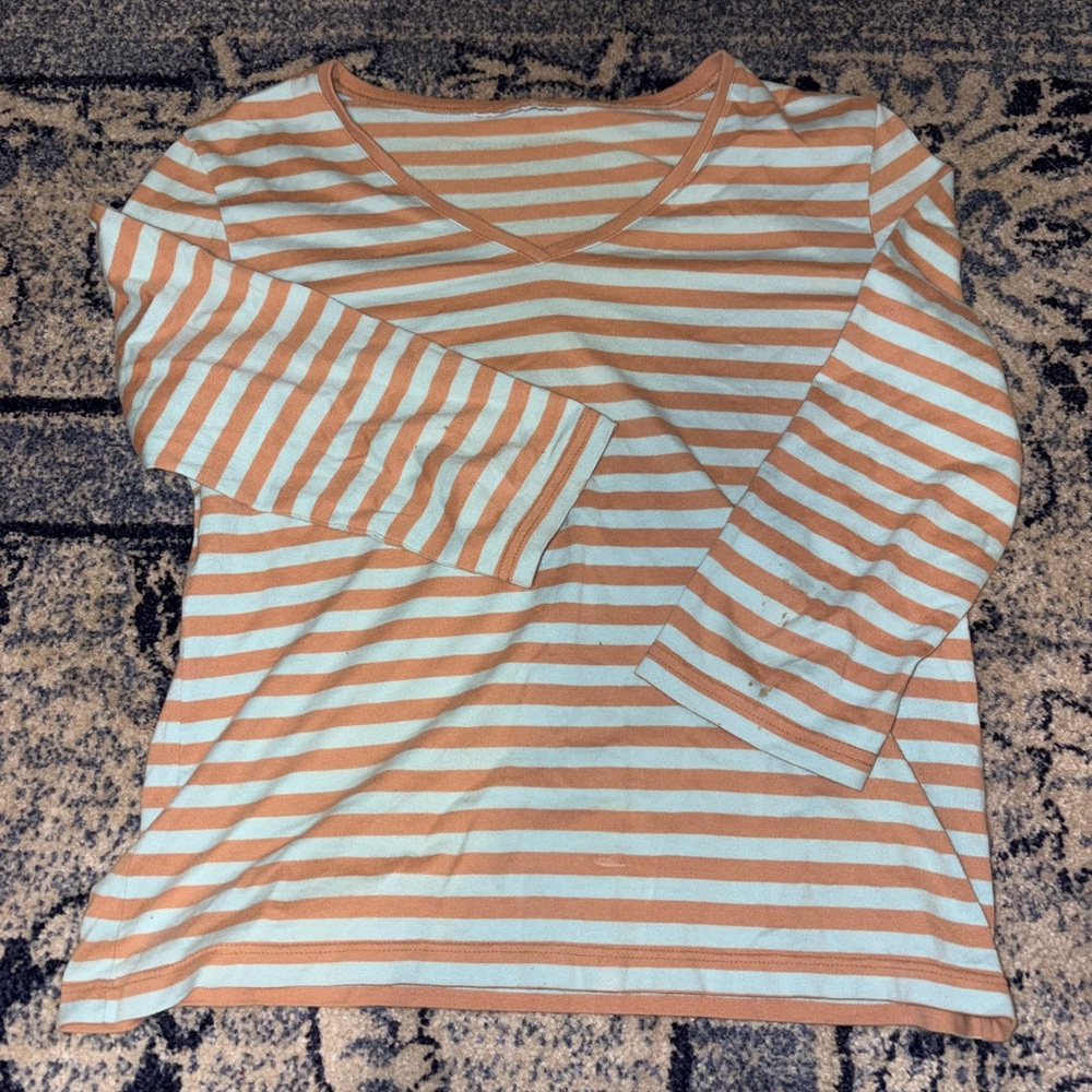 Longsleeve orange and white striped tee